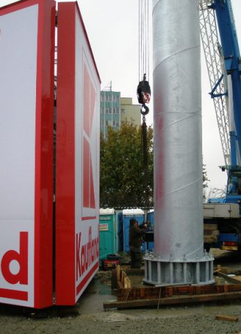 pylon KAUFLAND - montáž_1